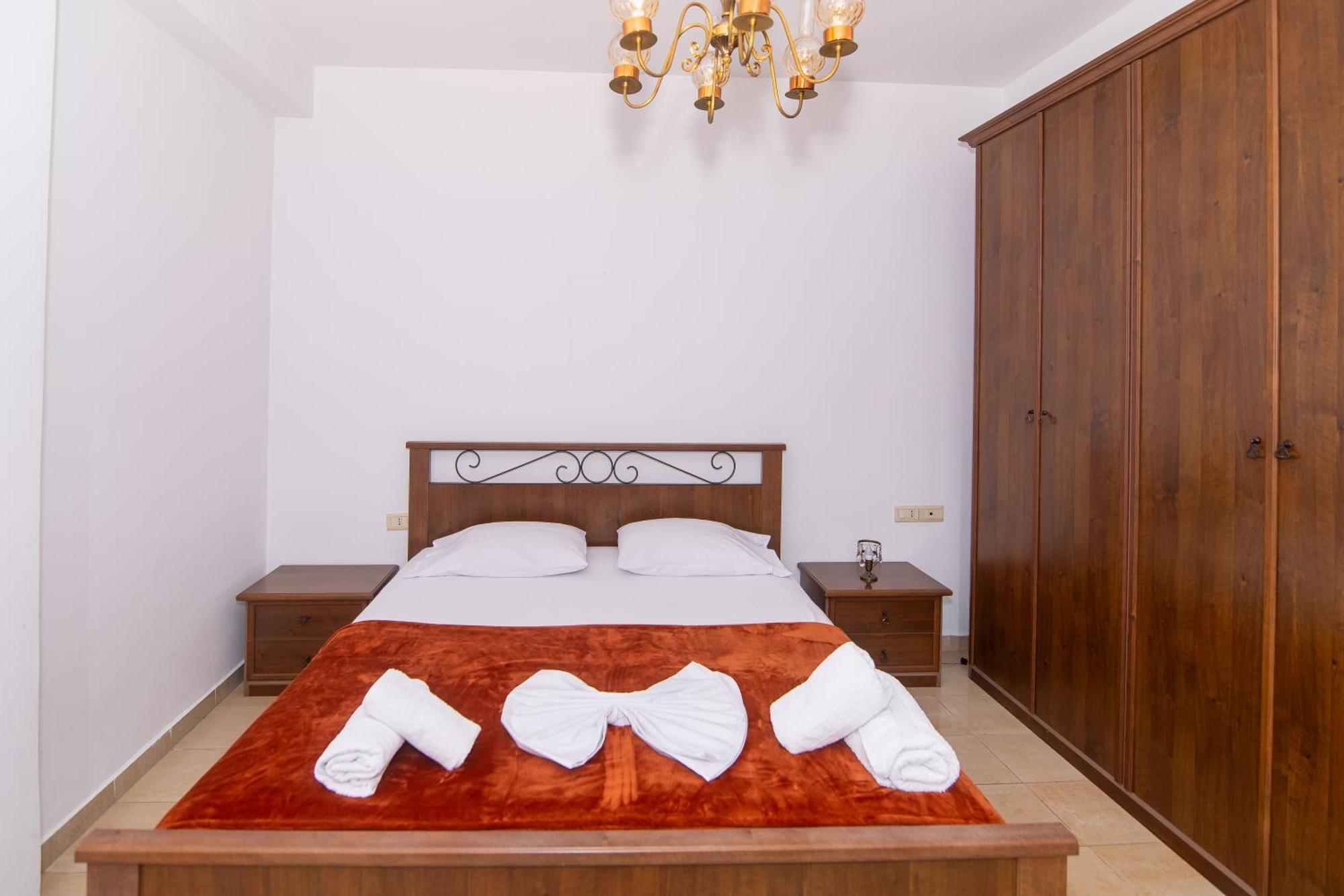 Vintage Blloku Apartment Tirana Zewnętrze zdjęcie
