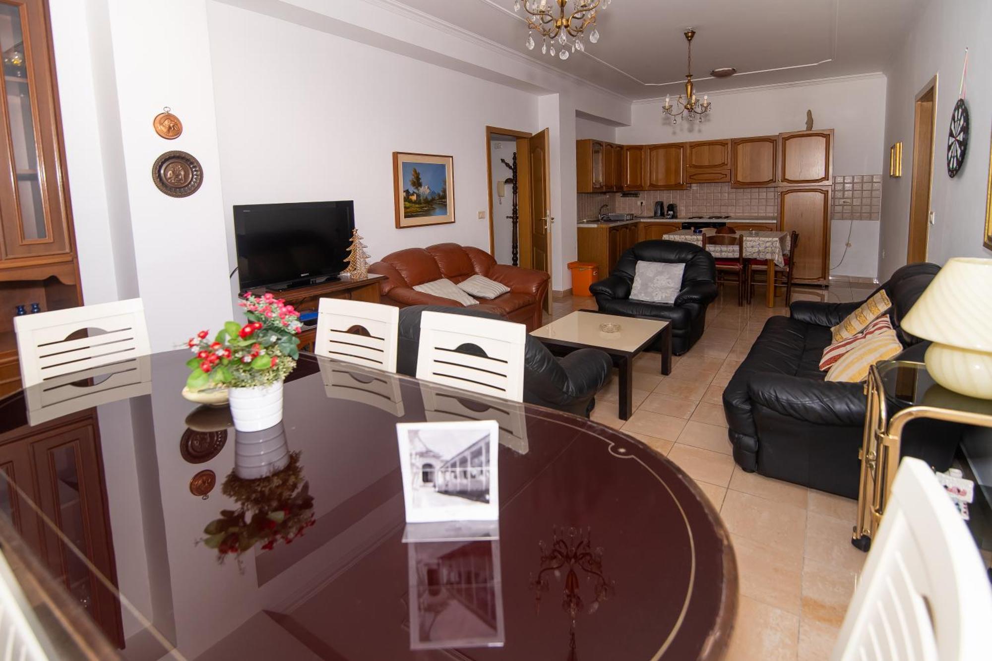 Vintage Blloku Apartment Tirana Zewnętrze zdjęcie