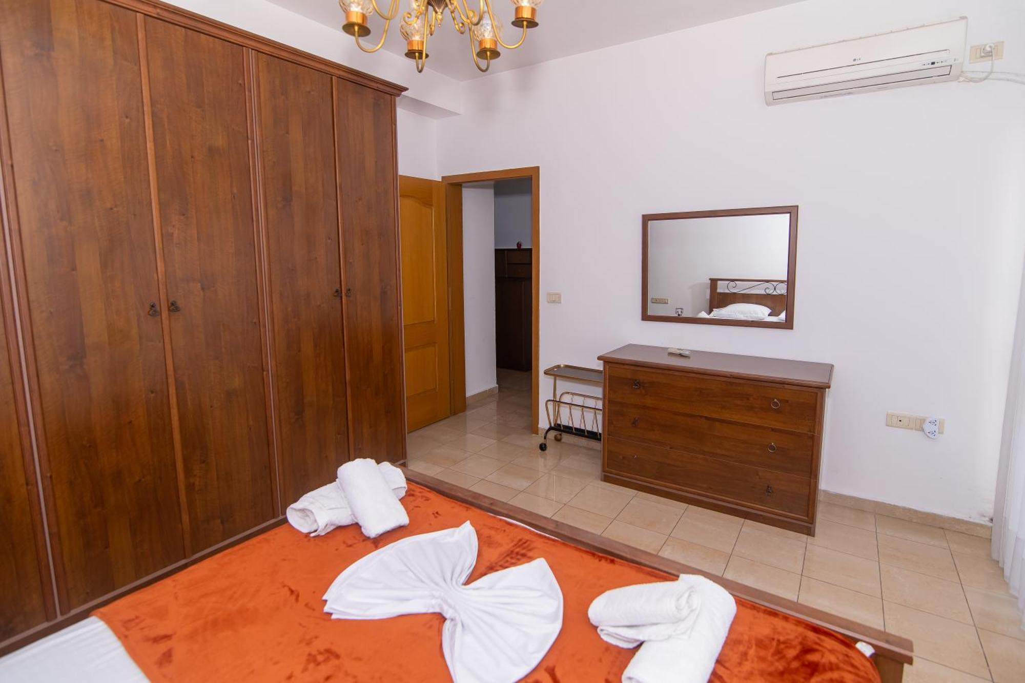 Vintage Blloku Apartment Tirana Zewnętrze zdjęcie