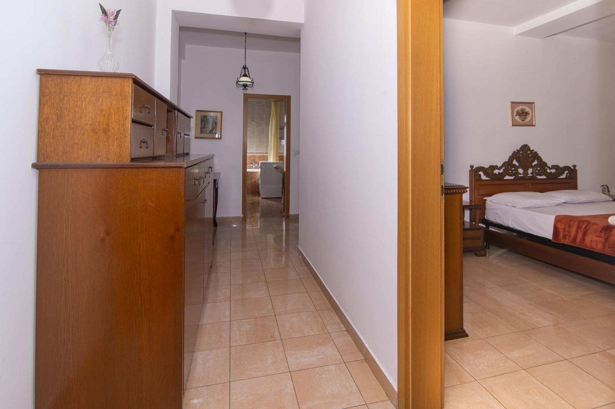 Vintage Blloku Apartment Tirana Zewnętrze zdjęcie